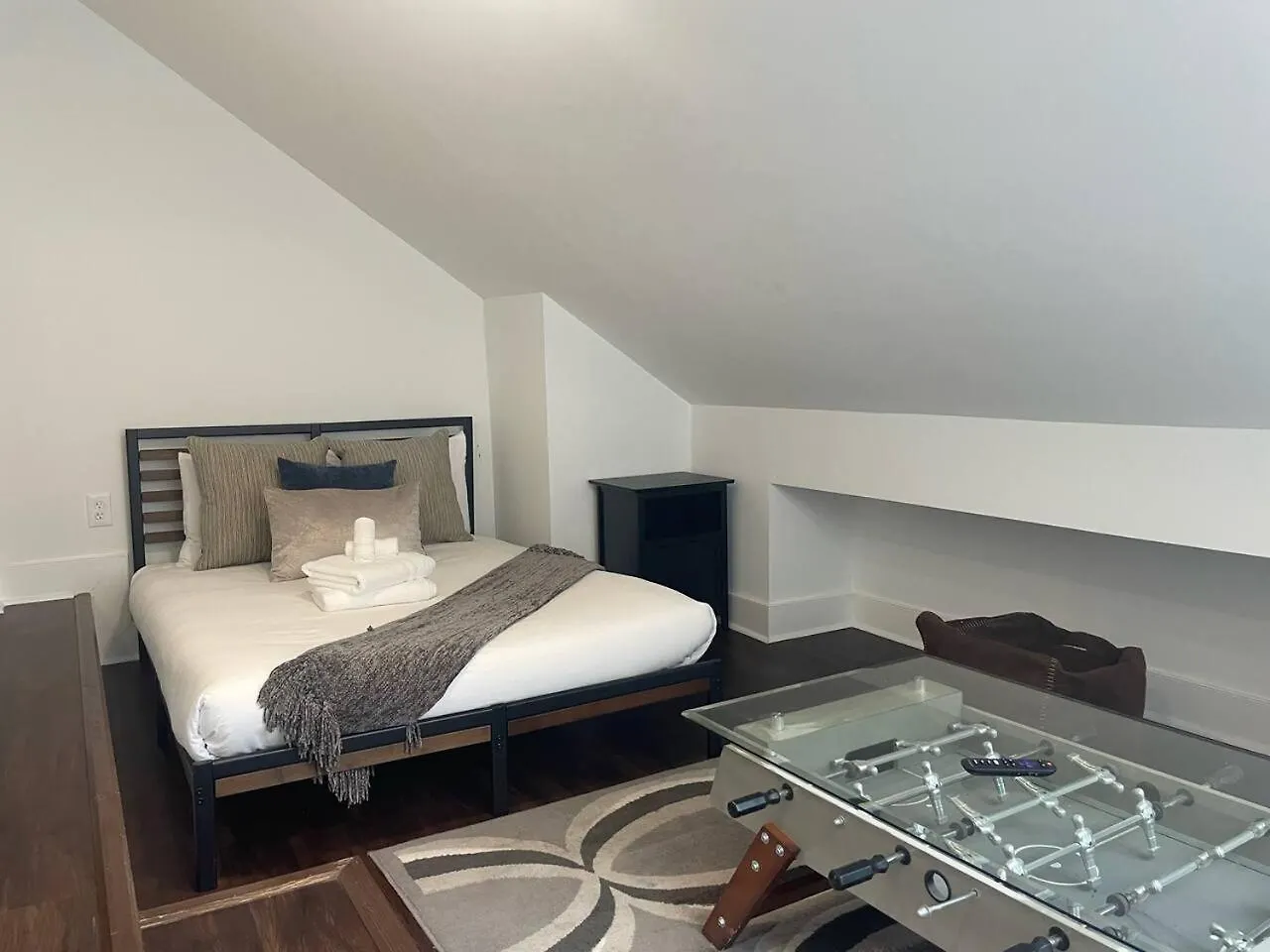 Ten Minutes To Broadway Stunning Townhome Nashville